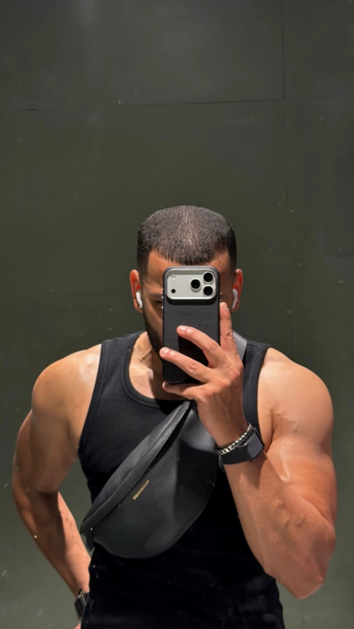Men's tank top customer review